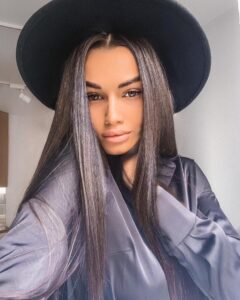 Лучшие эскорт услуги от Мира в Москве