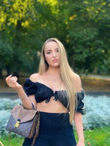 Лучшие эскорт услуги от Амелия работает в Москве