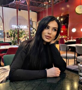 Лучшие эскорт услуги от Ева работает в Москве