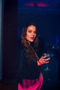 вип эскорт от  Айза работает в Москве