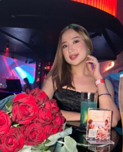 VIP эскорт от Лана в Москве