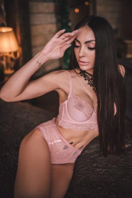 эскорт услуги от Амира в Мск