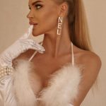 вип эскорт от  Агата работает в Москве
