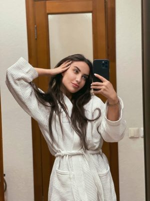 VIP эскорт от Дана работает в Москве