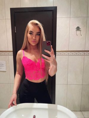 Элитная эскортница Валерия