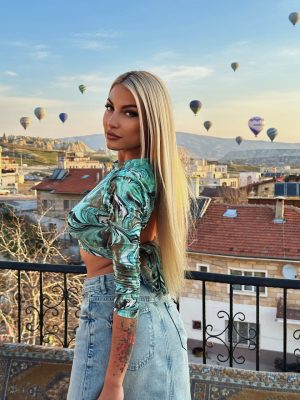 VIP эскорт от Кристина работает в Москве